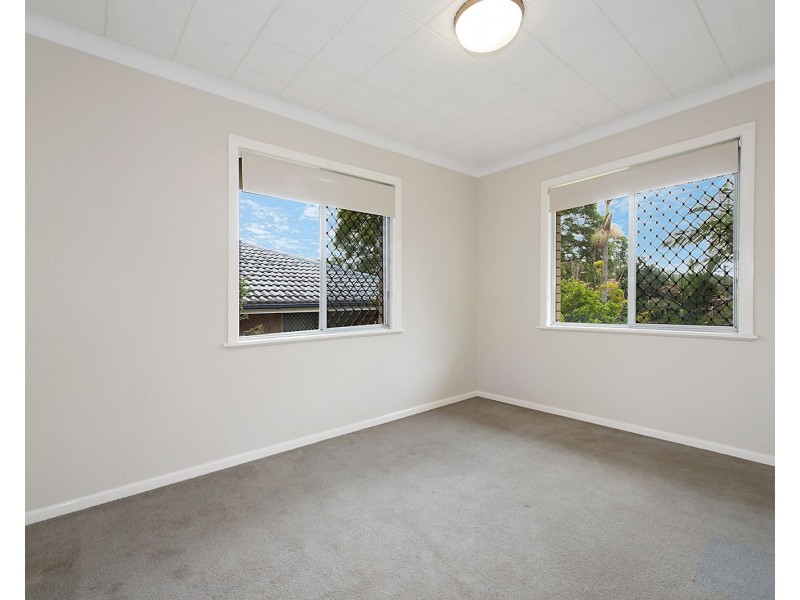 27 Nagle Street, Upper Mount Gravatt QLD 4122