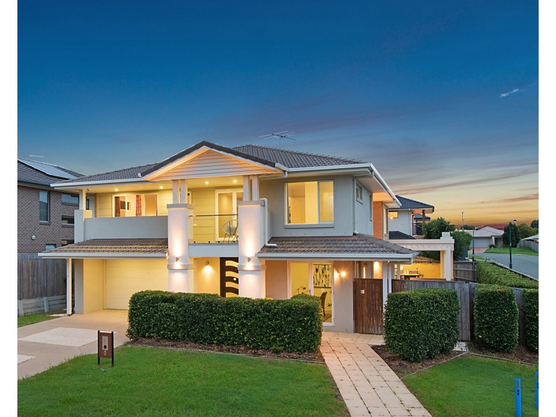 9 Southwalk Esplanade, Underwood QLD 4119