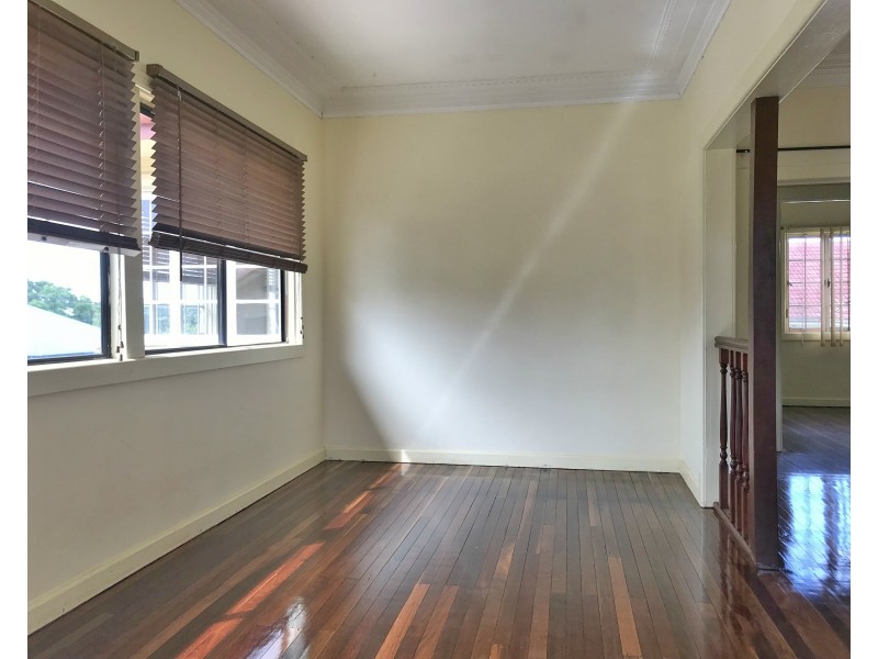 1677 Logan Road, Upper Mount Gravatt QLD 4122