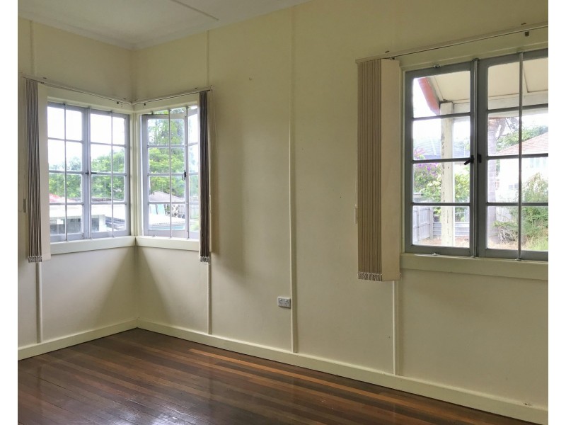 1677 Logan Road, Upper Mount Gravatt QLD 4122