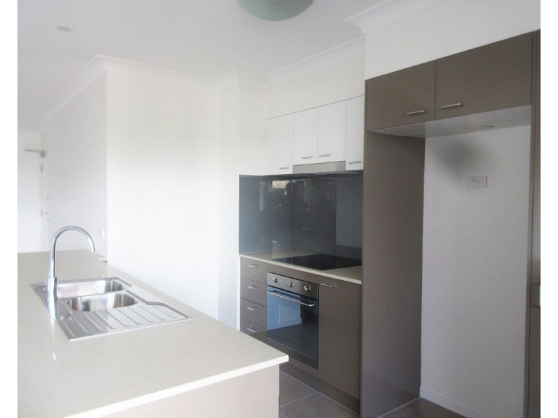 8/2242 Logan Road, Upper Mount Gravatt QLD 4122