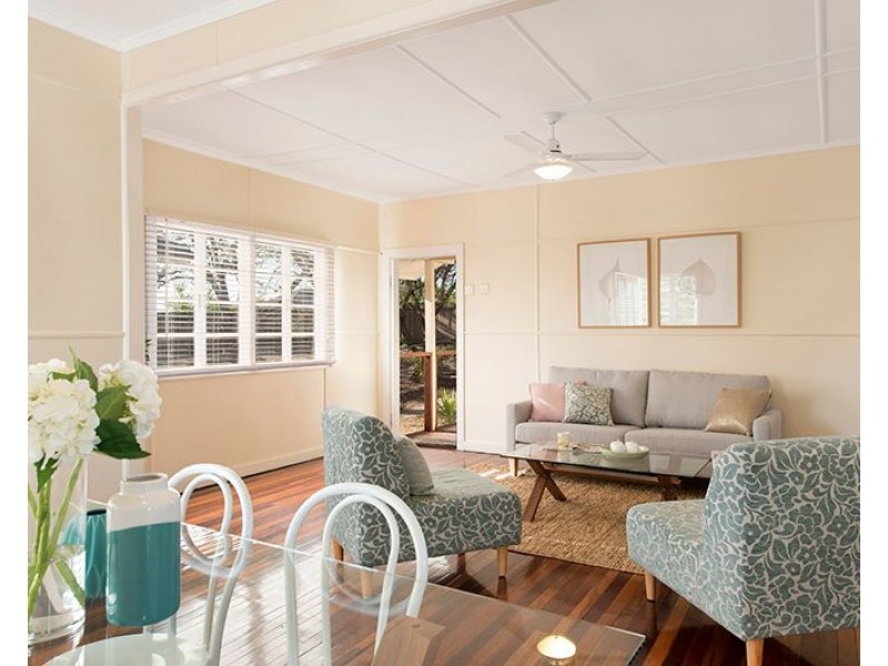 757 Cavendish Road, Holland Park QLD 4121