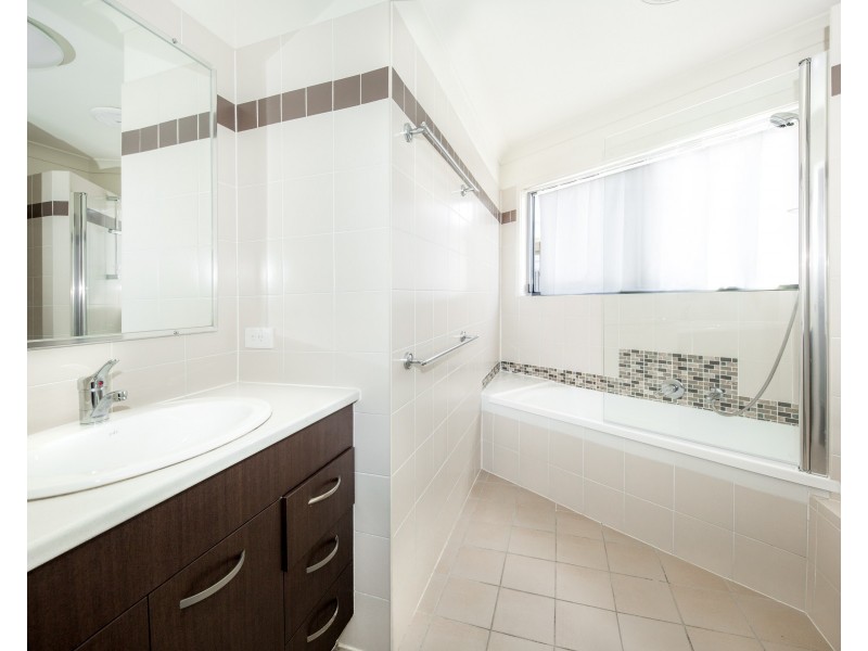 8/54 Hill Crescent, Carina Heights QLD 4152