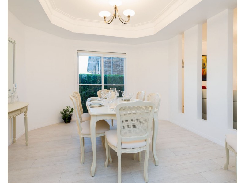 29 Coneyhurst Crescent, Carindale QLD 4152