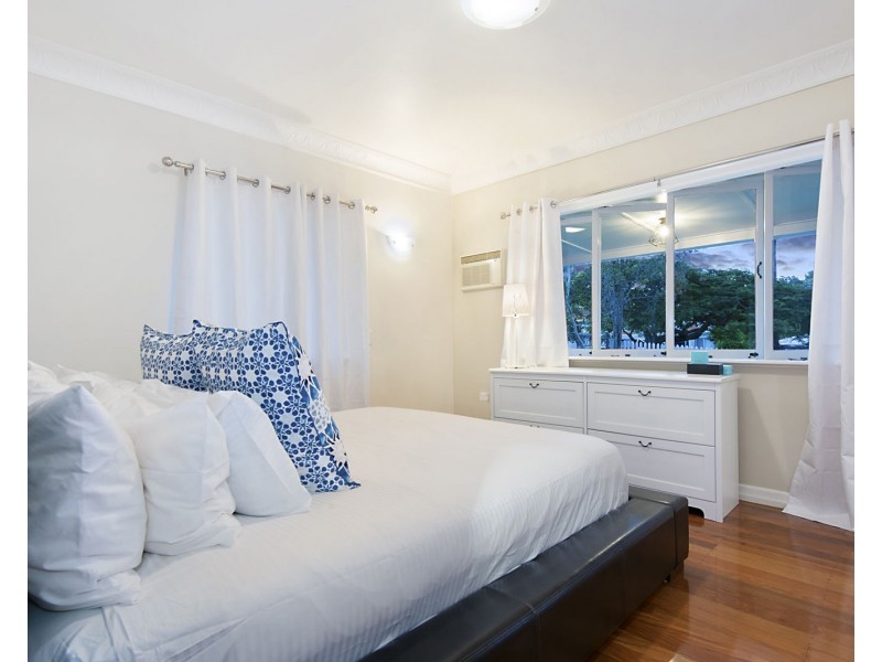 18 Gaynesford Street, Mount Gravatt QLD 4122