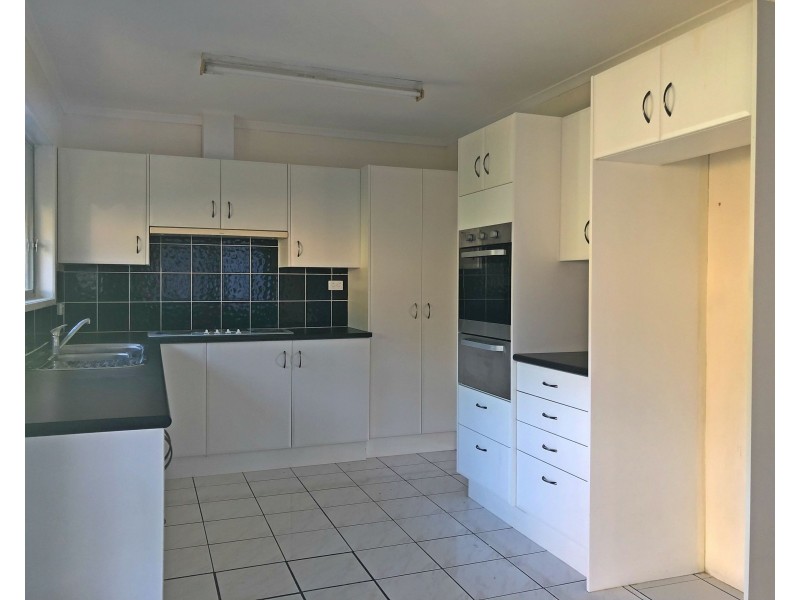 313 Mount Gravatt Capalaba Road, Wishart QLD 4122