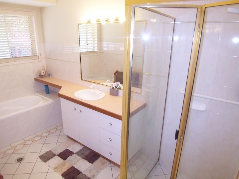 23 Kavanagh Road, Wishart QLD 4122