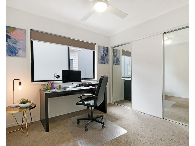 8/75 Dickenson Street, Carina QLD 4152