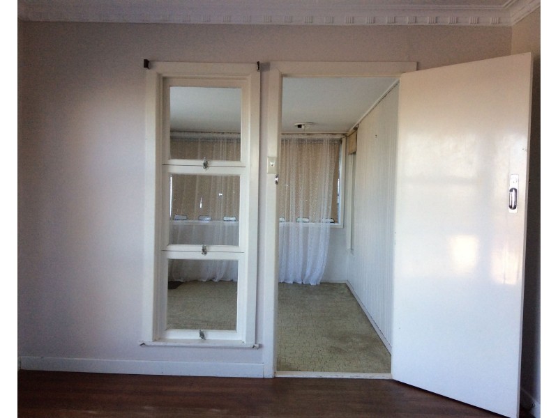 51 Mt Gravatt Road, Mount Gravatt QLD 4122