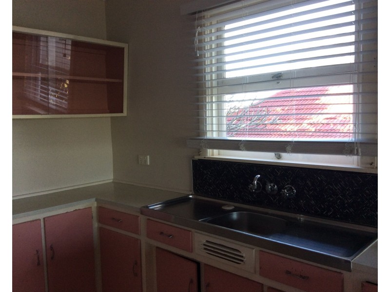 51 Mt Gravatt Road, Mount Gravatt QLD 4122