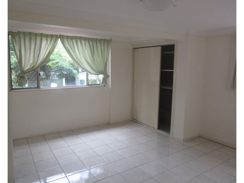 4 Elizabeth Street, Toowong QLD 4066