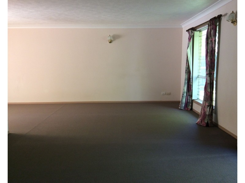 10 Corypha Crescent, Calamvale QLD 4116