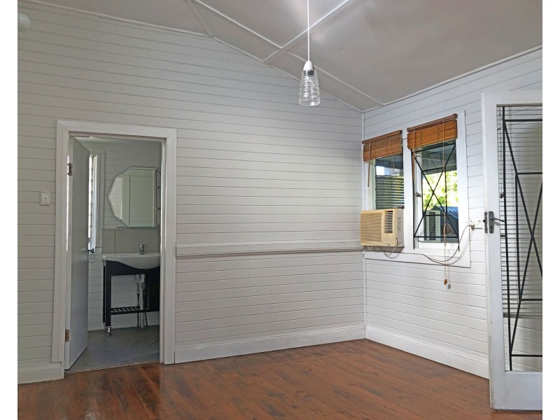 39 London Street, Eight Mile Plains QLD 4113