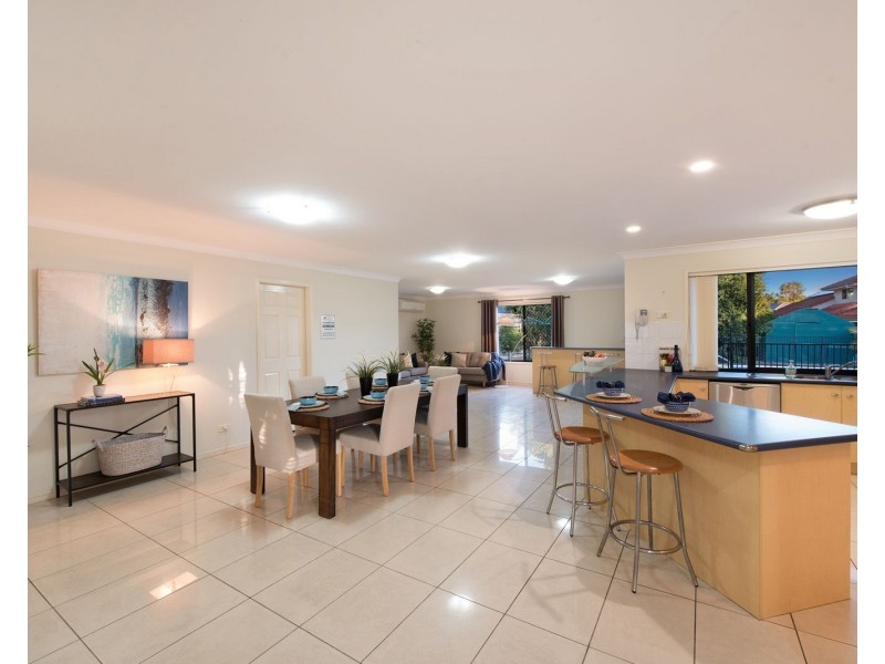 11 Cotswold Place, Wishart QLD 4122