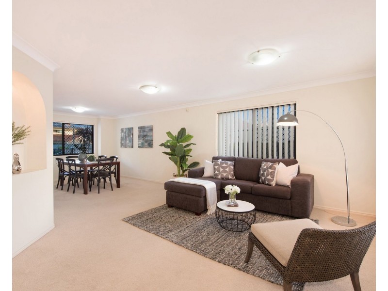 11 Cotswold Place, Wishart QLD 4122