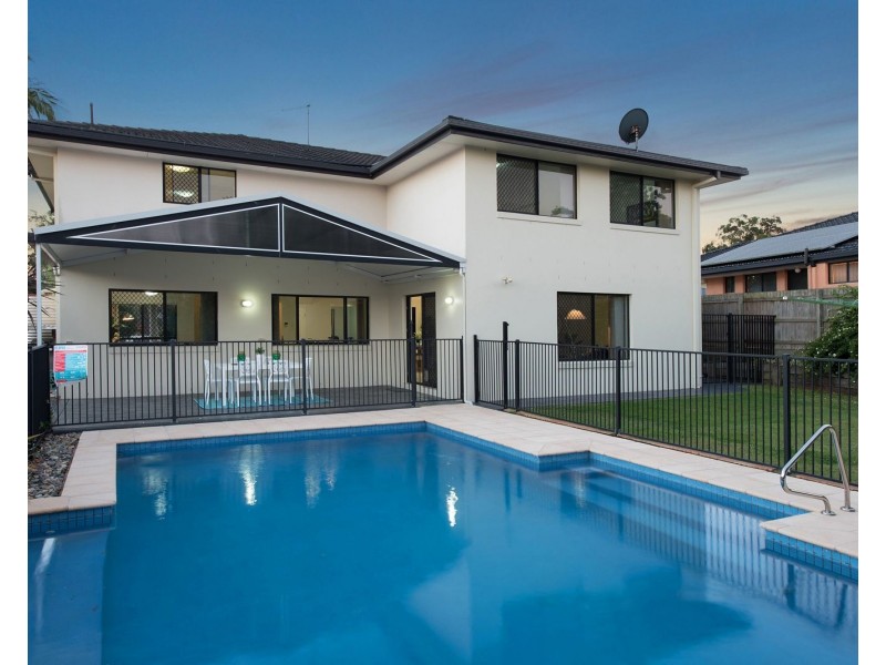 11 Cotswold Place, Wishart QLD 4122