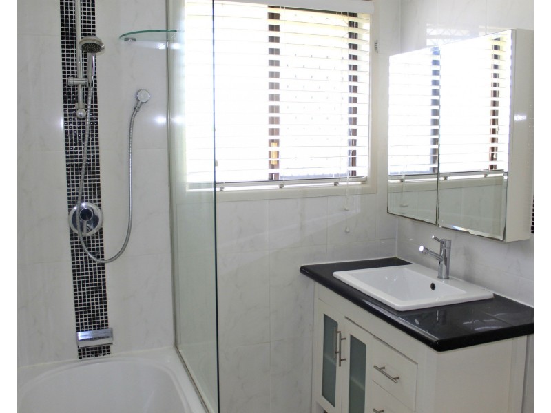 58 Ham Road, Mansfield QLD 4122