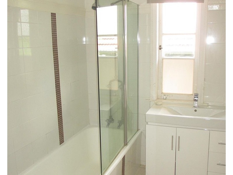 77 Dawson Road, Upper Mount Gravatt QLD 4122