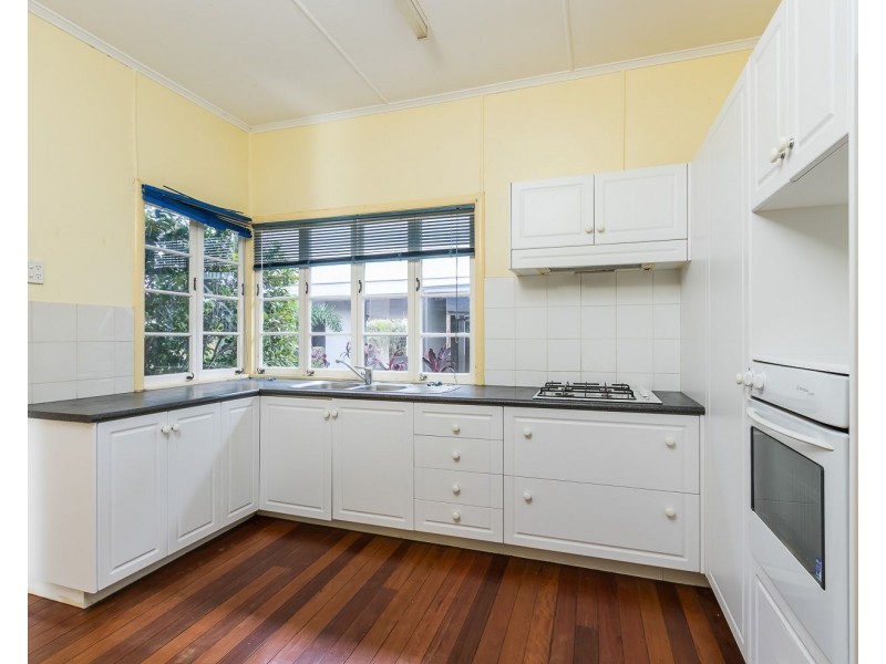 24 Hicks Street, Mount Gravatt East QLD 4122