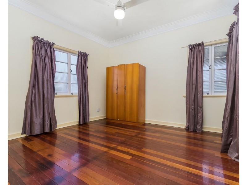 24 Hicks Street, Mount Gravatt East QLD 4122