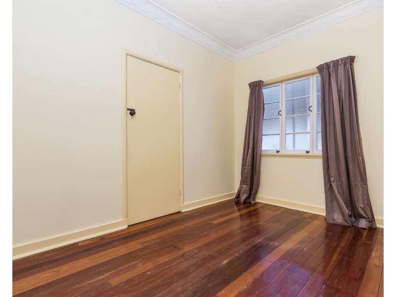 24 Hicks Street, Mount Gravatt East QLD 4122