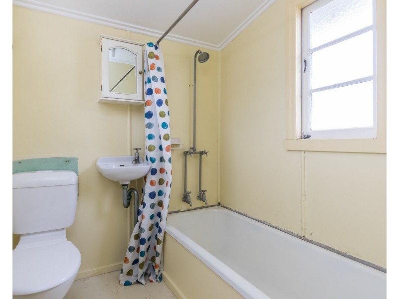 24 Hicks Street, Mount Gravatt East QLD 4122