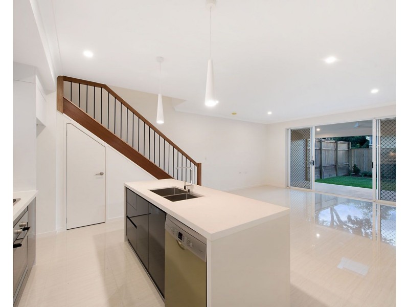 12-16 Rockingham Street, Mount Gravatt QLD 4122