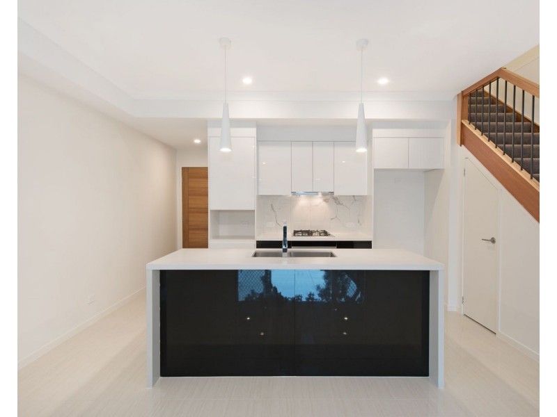 12-16 Rockingham Street, Mount Gravatt QLD 4122