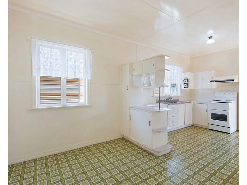 70 Lindwall Street, Upper Mount Gravatt QLD 4122