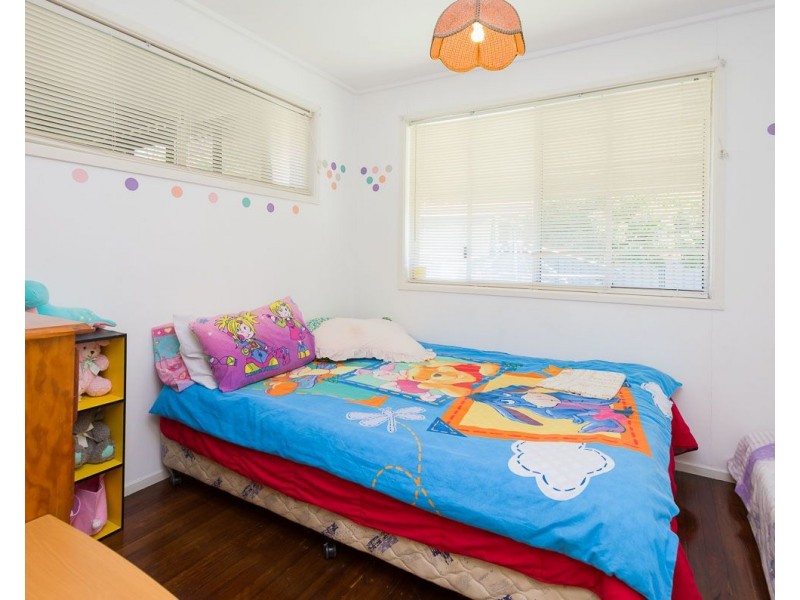 21 Jean Street, Woodridge QLD 4114