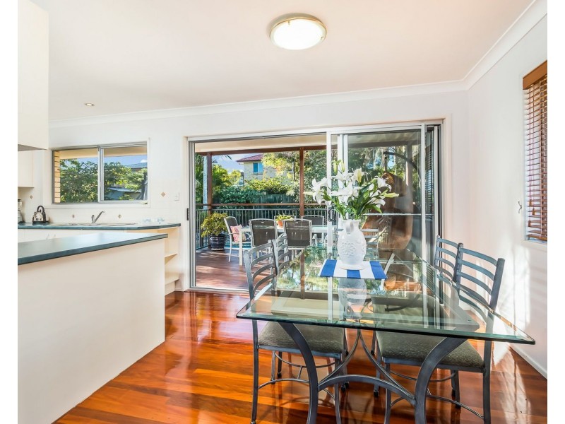 28 Mourilyan Street, Mansfield QLD 4122