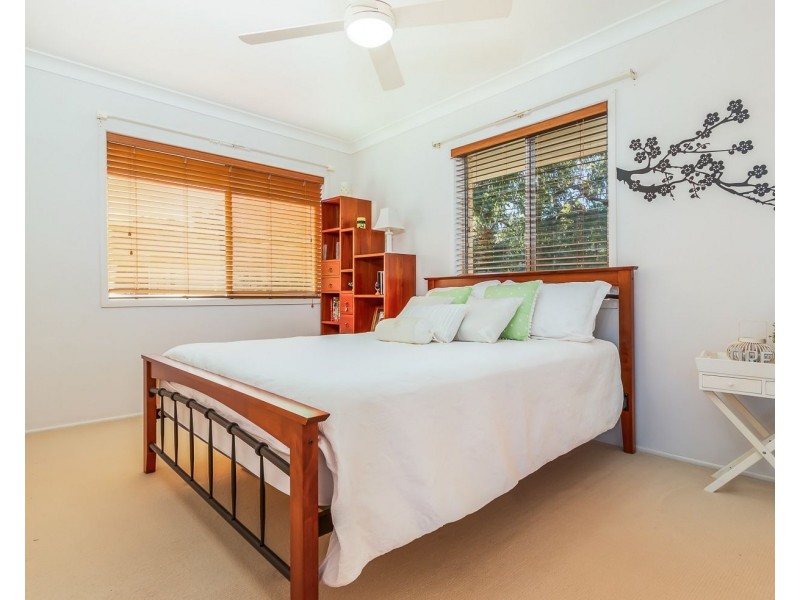 28 Mourilyan Street, Mansfield QLD 4122