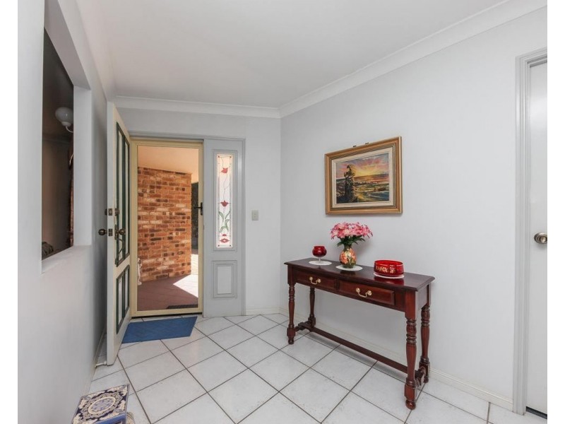 39 Montreal Street, Wishart QLD 4122