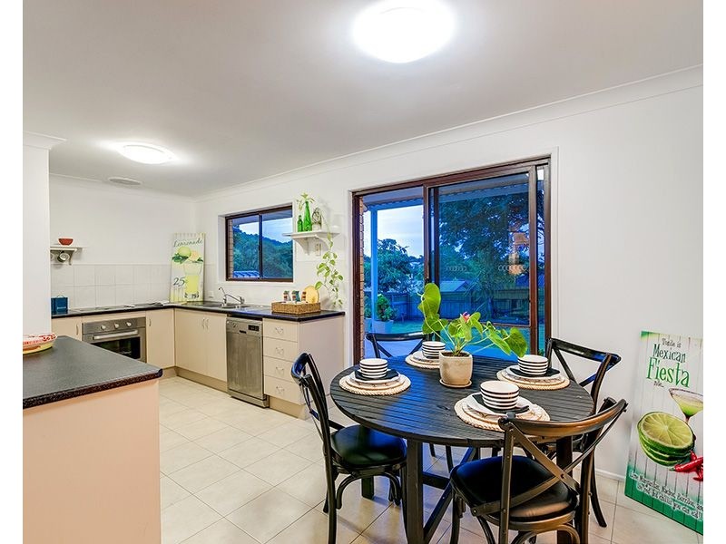 27 Dupre Street, Upper Mount Gravatt QLD 4122