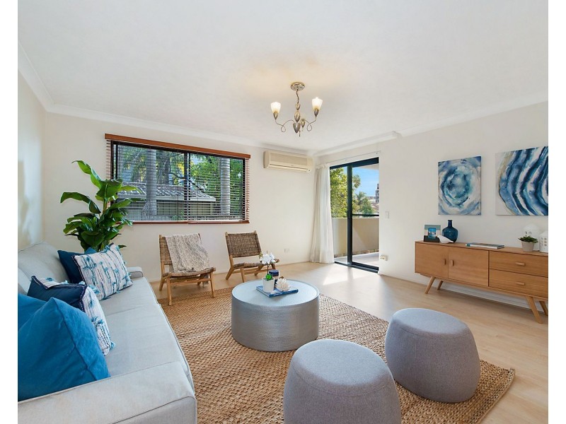 8/2200 Logan Road, Upper Mount Gravatt QLD 4122