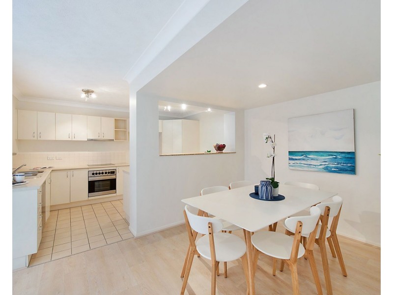 8/2200 Logan Road, Upper Mount Gravatt QLD 4122