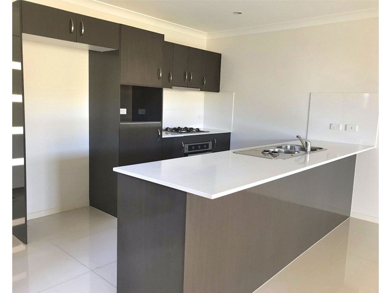 2/77 Menser Street, Calamvale QLD 4116