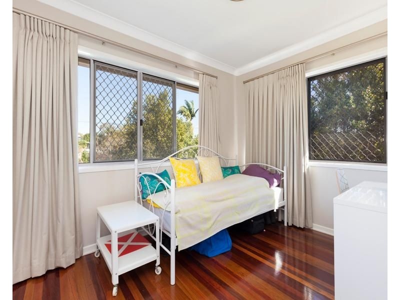 2/4 Bakewell Street, Mount Gravatt East QLD 4122