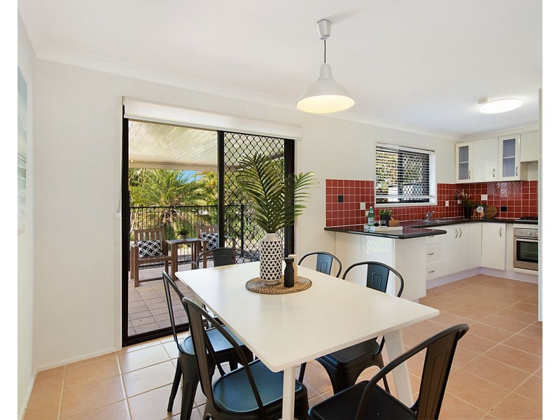 58 Ham Road, Mansfield QLD 4122