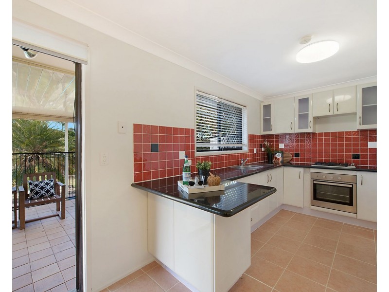 58 Ham Road, Mansfield QLD 4122