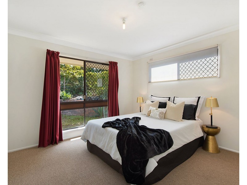 58 Ham Road, Mansfield QLD 4122