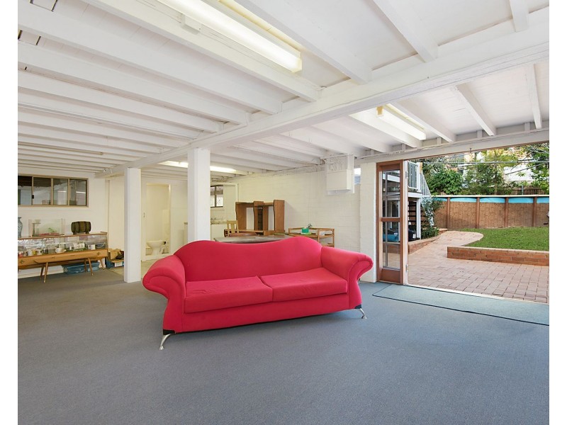 145 Victor Street, Holland Park QLD 4121