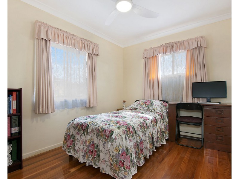 27 Rosewall Street, Upper Mount Gravatt QLD 4122