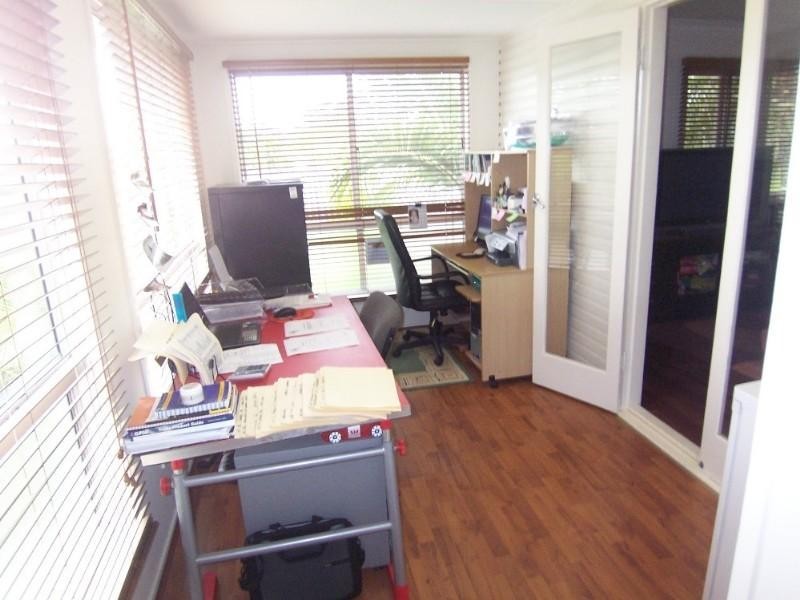 49 Denton Street, Wishart QLD 4122