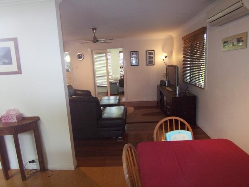 49 Denton Street, Wishart QLD 4122