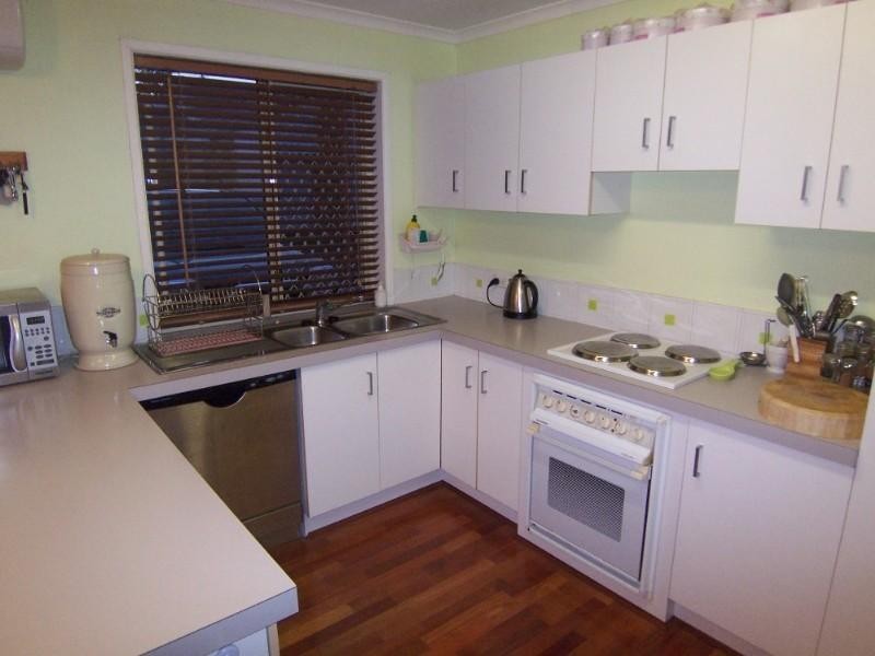 9/10 Rowe Cls, Wishart QLD 4122