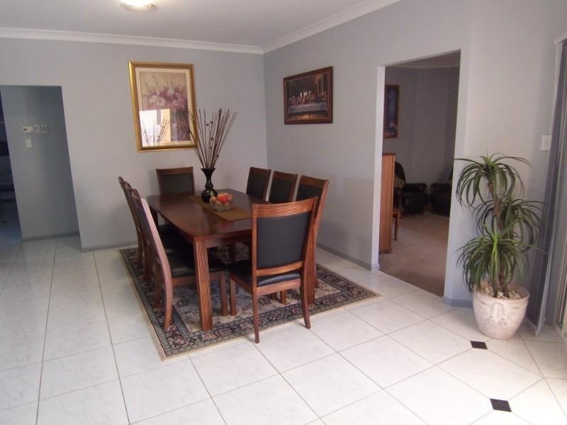 10 May Close, Kuraby QLD 4112