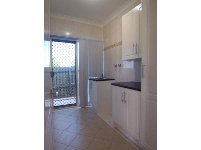 10 May Close, Kuraby QLD 4112