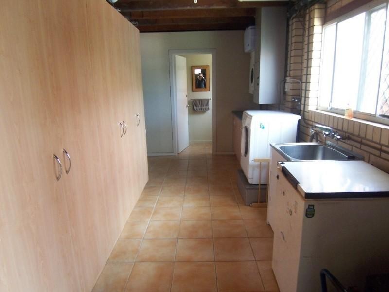 3 Rhyl Street, Macgregor QLD 4109