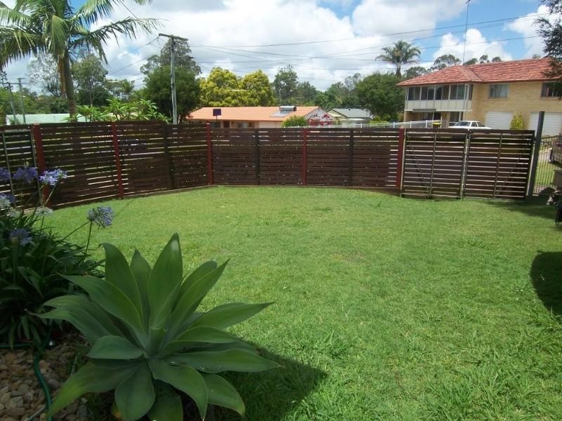 3 Rhyl Street, Macgregor QLD 4109
